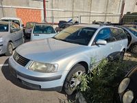 Gebraucht VW Passat Comfortline 101 PS (74 kW) 2000 Silber Kombi