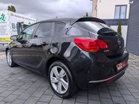 Gebraucht Opel Astra Style 140 PS (102 kW) 2015 Schwarz Limousine