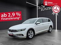 Gebraucht VW Passat Elegance 150 PS (110 kW) 2022 Oryxweiß perlmutteffekt Kombi