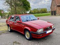 Gebraucht Alfa Romeo 75 120 PS (88 kW) 1992 Rot Limousine