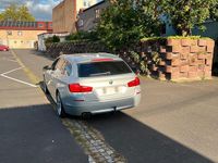 Gebraucht BMW 530 258 PS (189 kW) 2011 Silber Kombi
