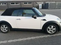 Gebraucht Mini One Cabriolet 98 PS (72 kW) 2011 Weiß Cabrio