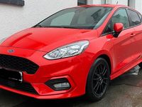 Gebraucht Ford Fiesta ST-Line 101 PS (74 kW) 2018 Rot Limousine