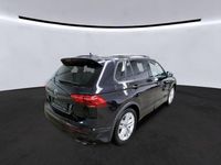 Gebraucht VW Tiguan Style 320 PS (235 kW) 2024 Deep black perleffekt (metallic) SUV
