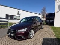 Gebraucht Audi A1 Attraction 105 PS (77 kW) 2012 Rot Kleinwagen