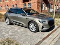 Gebraucht Audi e-tron 230 kW (313 PS) 2021 SUV