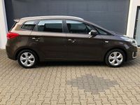 Gebraucht Kia Carens Edition 7 135 PS (99 kW) 2014 Braun Van / Kleinbus