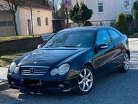 Gebraucht Mercedes C200 163 PS (119 kW) 2003 Schwarz Coupé