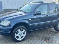 Gebraucht Mercedes ML430 272 PS (200 kW) 2000 Blau SUV