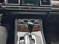 Gebraucht Audi A8 233 PS (171 kW) 2004 Blau Limousine