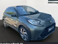 Gebraucht Toyota Aygo X X-plore 72 PS (52 kW) 2023 Grün SUV