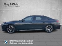 Gebraucht BMW 740 Sport Line 299 PS (219 kW) 2025 Schwarz Limousine