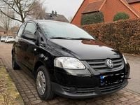 Gebraucht VW Fox 54 PS (39 kW) 2009 Schwarz Kleinwagen