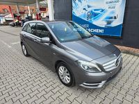 Gebraucht Mercedes B180 109 PS (80 kW) 2012 Grau Van / Kleinbus