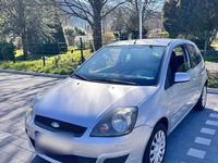 Gebraucht Ford Fiesta 71 PS (52 kW) 2009 Silber Kleinwagen
