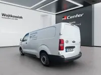 Gebraucht Toyota Proace 144 PS (105 kW) 2024 Icy white Van / Kleinbus