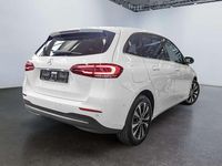 Gebraucht Mercedes E250 160 PS (117 kW) 2022 Unilack polarweiß Limousine