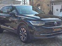 Gebraucht VW Tiguan Active 150 PS (110 kW) 2023 Schwarz SUV