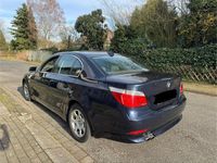 Gebraucht BMW 525 218 PS (160 kW) 2006 Blau Limousine