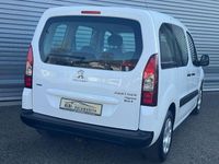 Gebraucht Peugeot Partner Tepee Active 99 PS (72 kW) 2015 Weiß Van / Kleinbus