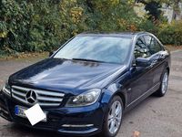 Gebraucht Mercedes C180 Avantgarde 156 PS (114 kW) 2011 Blau Limousine