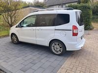 Gebraucht Ford Tourneo Courier Titanium 101 PS (74 kW) 2021 Weiß Van / Kleinbus
