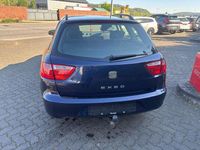 Usado Seat Exeo Reference 120 HP (88 kW) 2011 Azul Carrinha
