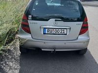 Gebraucht Mercedes 200 140 PS (102 kW) 2007 Grau