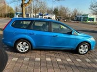 Gebraucht Ford Focus 109 PS (80 kW) 2010 Blau Kombi