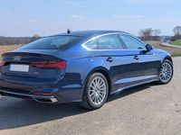 Gebraucht Audi A5 Sportback Ambiente 204 PS (150 kW) 2022 Blau Kleinwagen