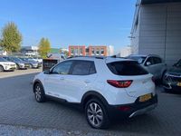 Gebraucht Kia Stonic 101 PS (74 kW) 2025 Weiß SUV