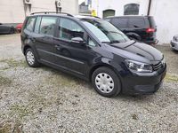 Gebraucht VW Touran Trendline 105 PS (77 kW) 2014 Schwarz Van / Kleinbus