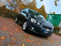 Gebraucht Chevrolet Aveo 101 PS (74 kW) 2012 Schwarz Limousine