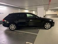 Gebraucht Audi A4 Attraction 143 PS (105 kW) 2012 Schwarz Kombi