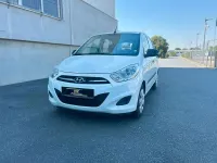 Gebraucht Hyundai i10 Edition 69 PS (50 kW) 2013 Weiß Kleinwagen