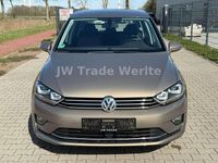 Gebraucht VW Golf VII Highline 125 PS (91 kW) 2015 Gold Limousine
