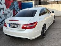 Gebraucht Mercedes E250 AMG line 204 PS (150 kW) 2013 Weiß Coupé