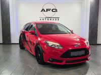 Gebraucht Ford Focus ST 250 PS (183 kW) 2014 Rot Limousine