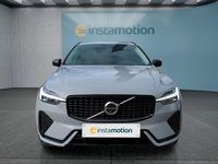 Gebraucht Volvo XC60 Plus 197 PS (144 kW) 2023 Grau SUV