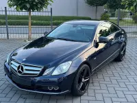 Gebraucht Mercedes E350 265 PS (194 kW) 2012 Blau Coupé