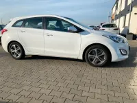 Gebraucht Hyundai i30 Trend 136 PS (100 kW) 2016 Polar white Kombi