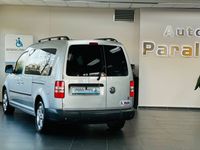 Gebraucht VW Caddy Maxi 105 PS (77 kW) 2011 Silber Van / Kleinbus