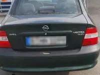 Usata Opel Vectra 100 CV (73 kW) 2000 Verde Berlina