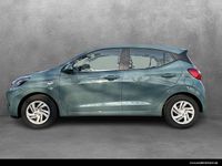 Gebraucht Hyundai i10 Select 63 PS (46 kW) 2025 Mangrove green / mic Kleinwagen