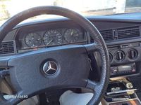 Gebraucht Mercedes 190 101 PS (74 kW) 1986 Beige Limousine