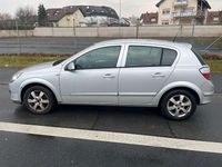 Gebraucht Opel Astra 90 PS (66 kW) 2006 Silber Limousine