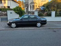 Gebraucht Mercedes 190 122 PS (89 kW) 1989 Schwarz Limousine
