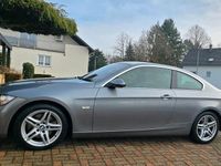 Gebraucht BMW 325 218 PS (160 kW) 2006 Grau Coupé