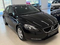 Gebraucht Volvo V40 Kinetic 122 PS (89 kW) 2016 Schwarz Limousine