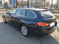 Gebraucht BMW 530 258 PS (189 kW) 2012 Blau Kombi
